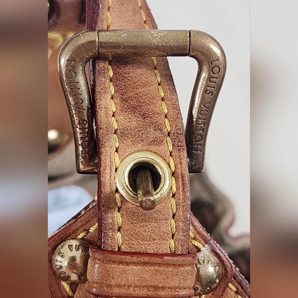 Louis Vuitton Theda PM. 2004. Mini Size. RARE. Normal Signs Of Use. So Cute! - Picture 12 of 16